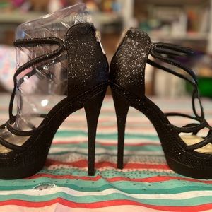 Jessica Simpson Black Glitter platform Heels